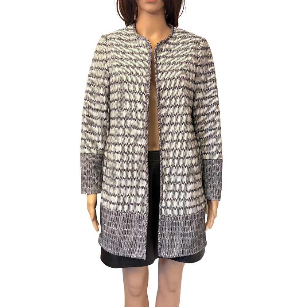 H&M Women's Open Front Overcoat Jacket Size 8 Gray Collarless Long Sleeves EUC